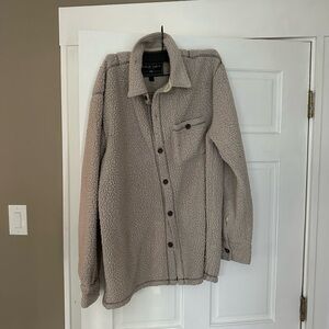 True Grit Men’s cream button down fleece jacket 
Size large